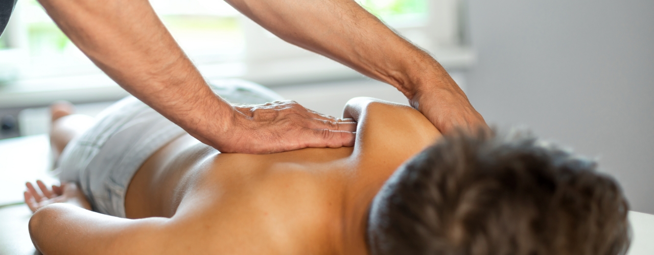 Active-release-chiropractic-image-Zenith-Physiotherapy-and-wellness-Airdrie-AB