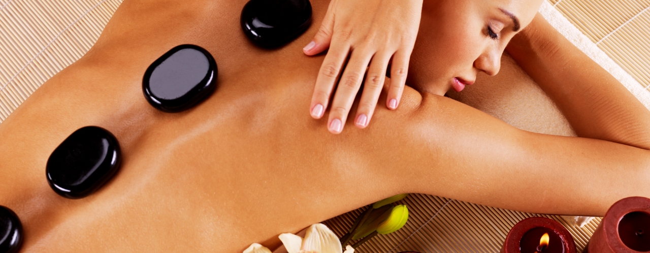 Hot-stones-Massage-massage-therapy-image-Zenith-Physiotherapy-and-wellness-Airdrie-AB