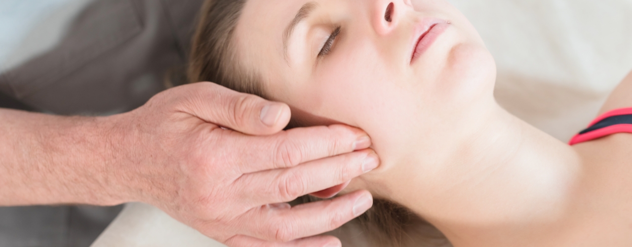 TMJ-Dysfunction-massage-therapy-image-Zenith-Physiotherapy-and-wellness-Airdrie-AB